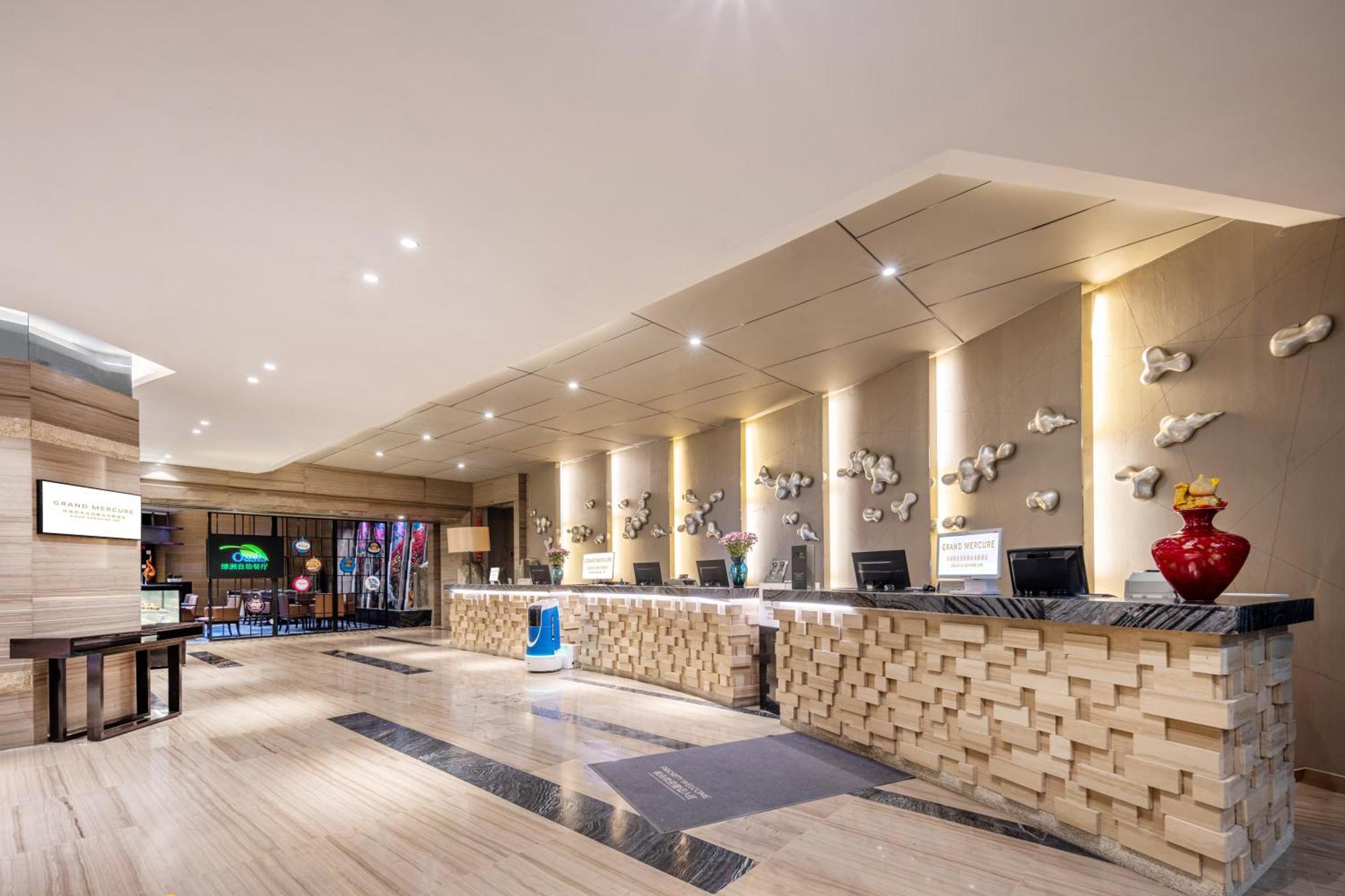 Grand Mercure Jinan Sunshine Экстерьер фото